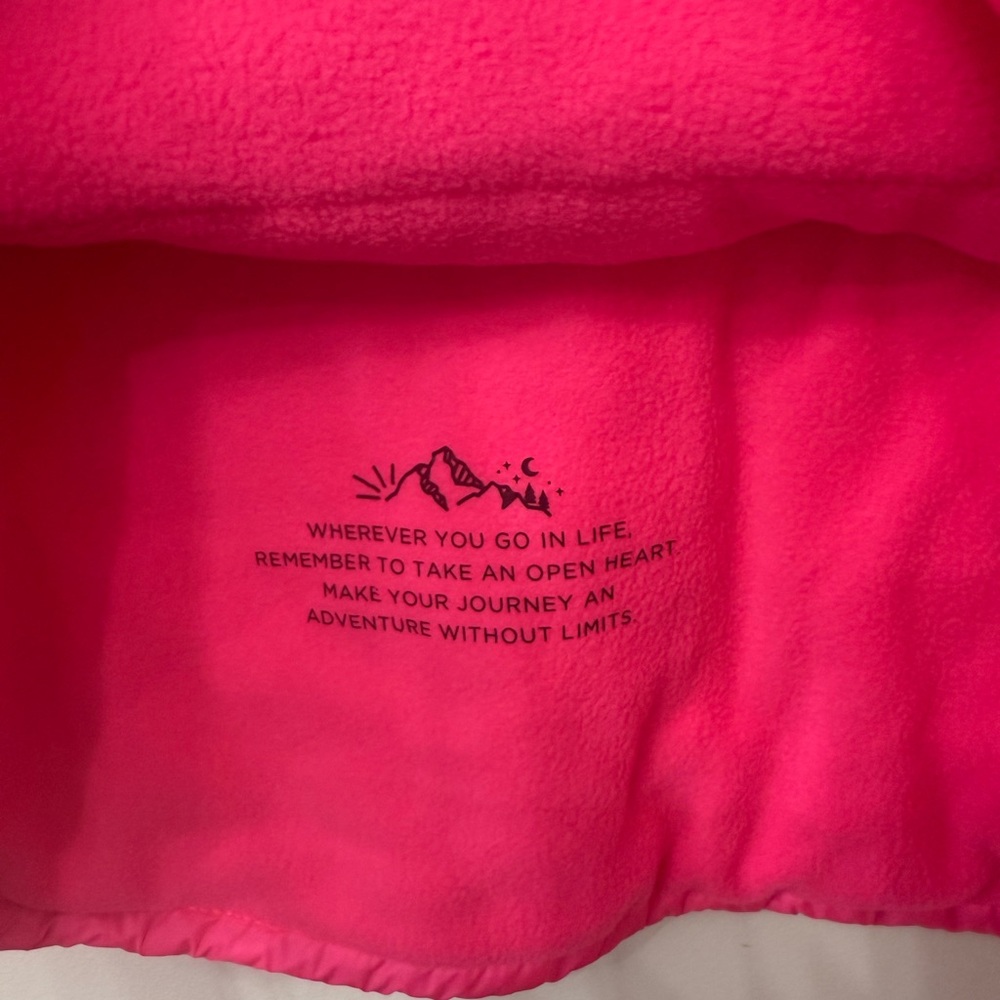 Happy Camper by Torrid Neon Pink Puffer Fleece Pullover Jacket - Picture 8 of 10